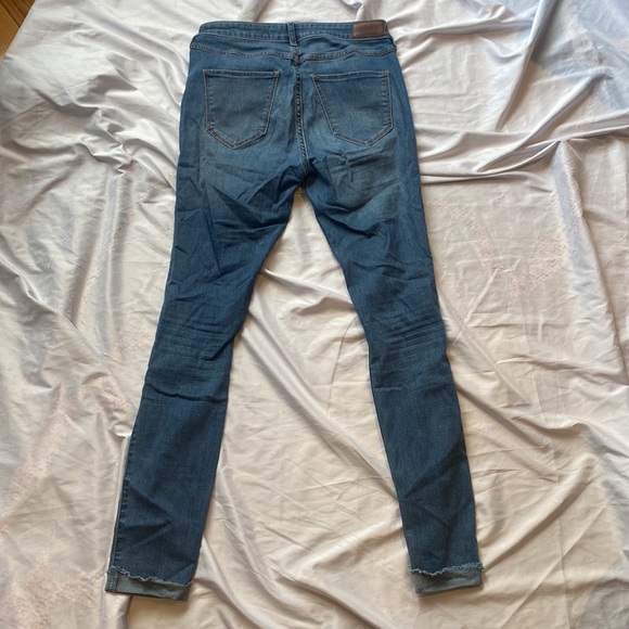 Hollister 27 Regular High Waisted Skinny Distressed Ripped Dark Blue Jeans - Picture 3 of 10